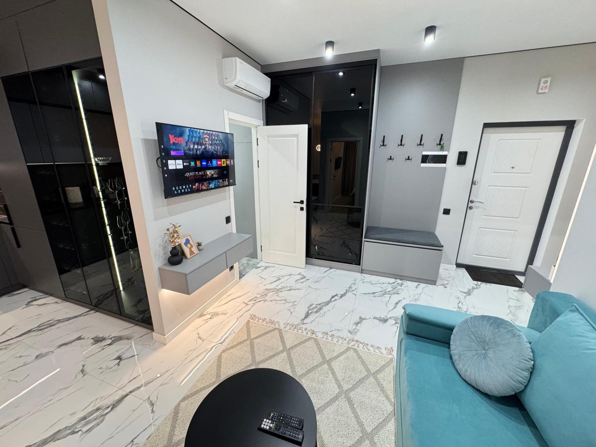 Two Bedroom Apartment In The Center, With Parking, Address Avram Iancu 32 Chisinau Eksteriør bilde