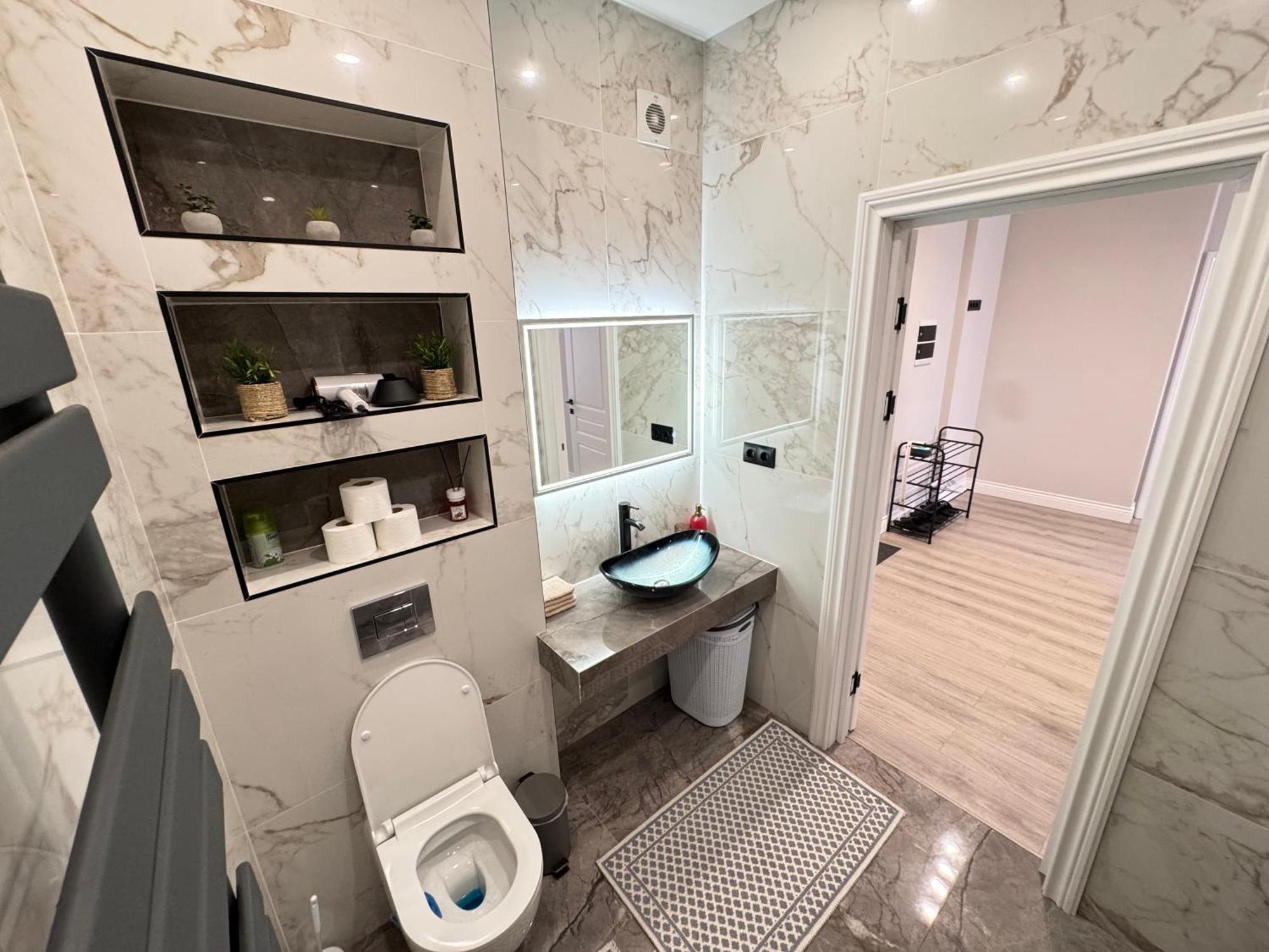 Two Bedroom Apartment In The Center, With Parking, Address Avram Iancu 32 Chisinau Eksteriør bilde