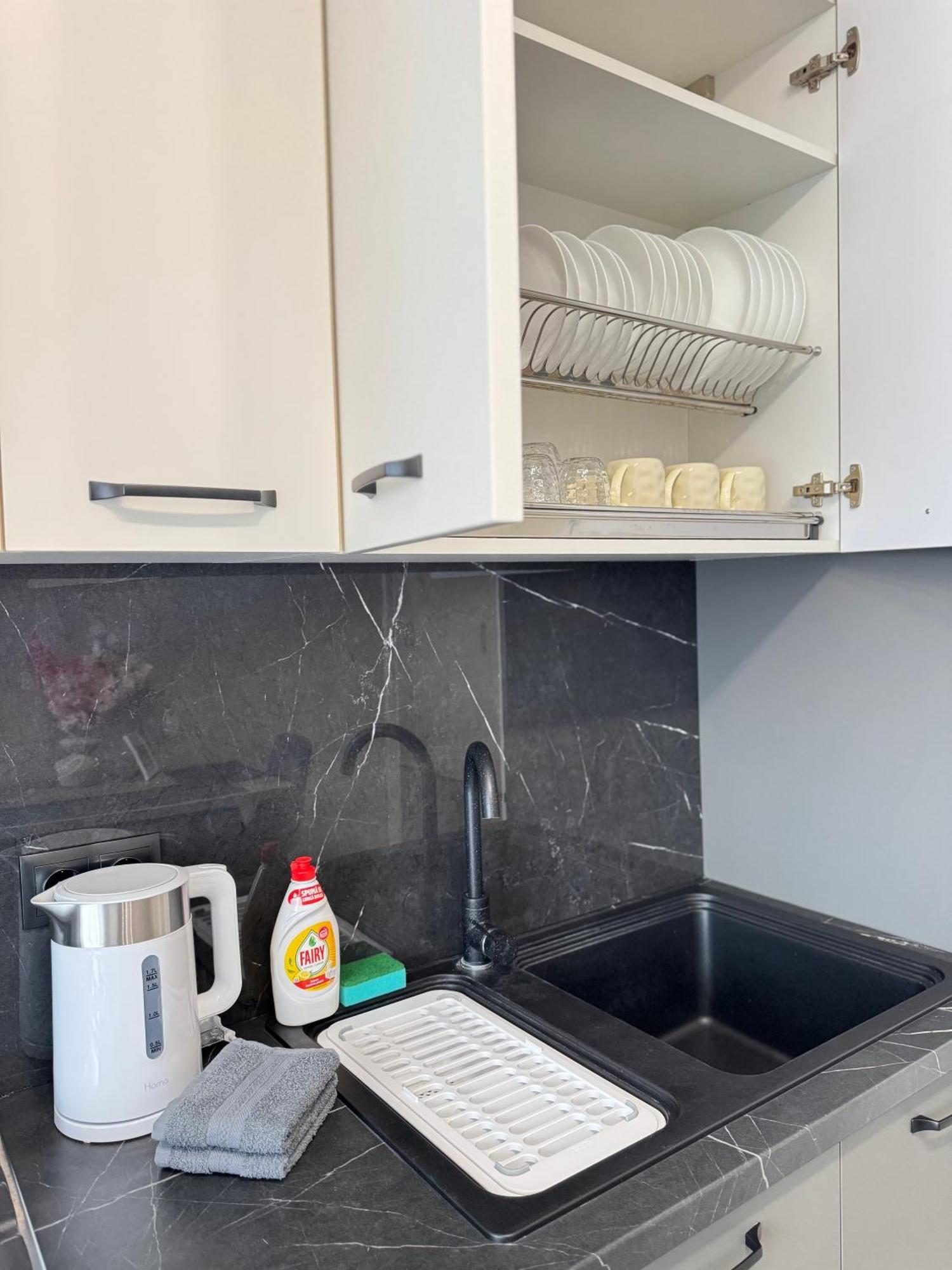 Two Bedroom Apartment In The Center, With Parking, Address Avram Iancu 32 Chisinau Eksteriør bilde
